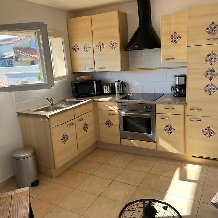 Plein Sud, Bel Appartement 20 Metres De La Plage La Capte Hyères Exterior foto